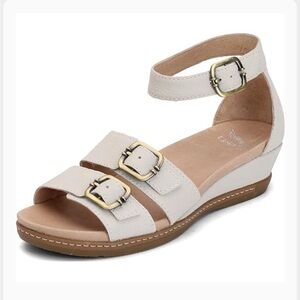NWT DANSKO Women’s Astrid Ivory Wedge Comfort Sandals 11.5-12 M